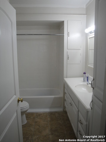 615 Elm Street Seguin TX 78155