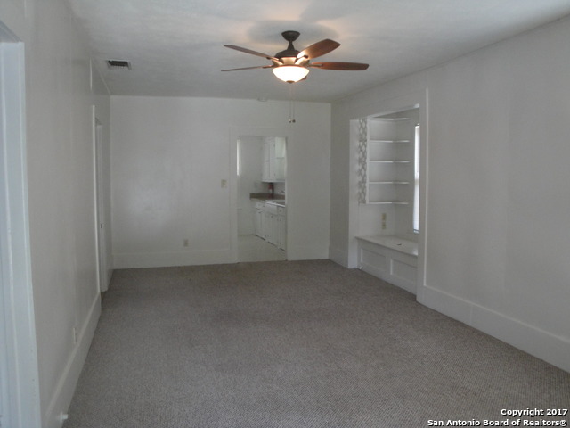 615 Elm Street Seguin TX 78155