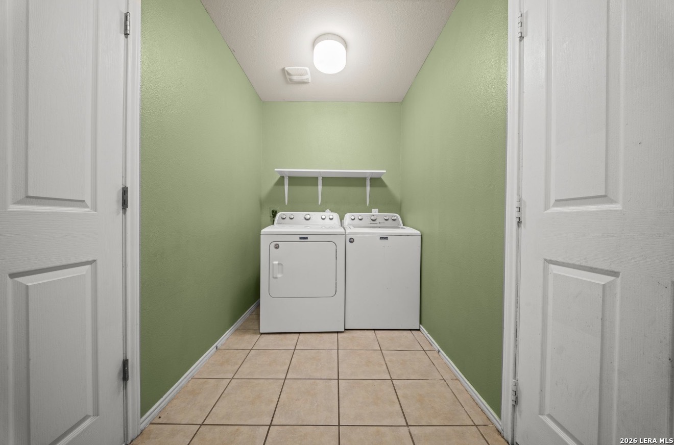 902 Magnolia Bend San Antonio TX 78251
