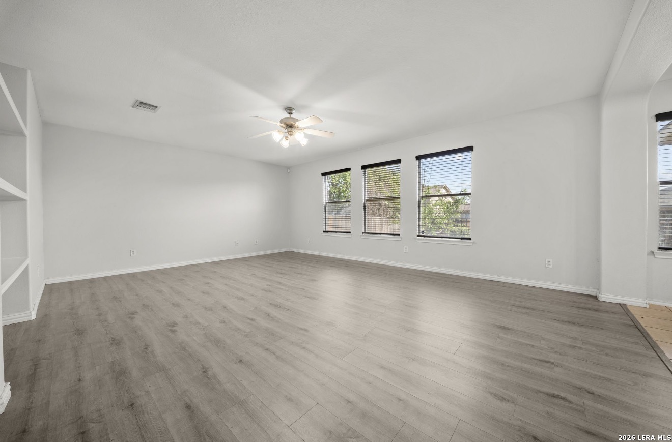 902 Magnolia Bend San Antonio TX 78251