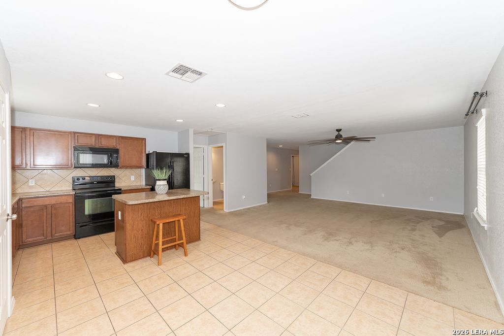 9510 Lookover Bay Converse TX 78109