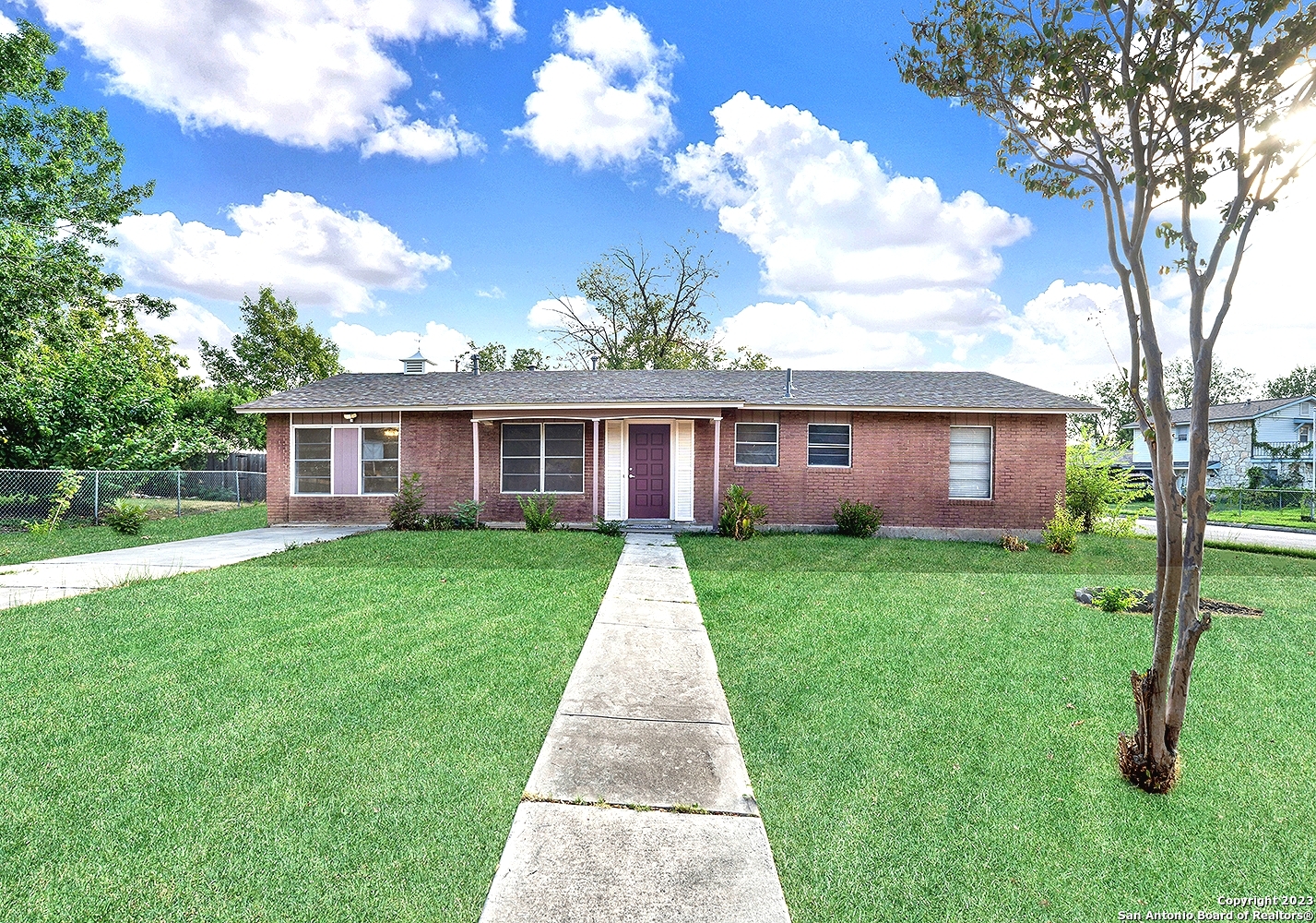 8011 Pistol Lane San Antonio TX 78227