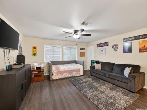 5311 Stormy Breeze San Antonio TX 78247