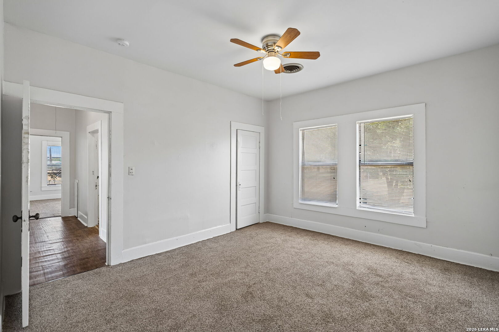 201 E Harris Street Dilley TX 78017