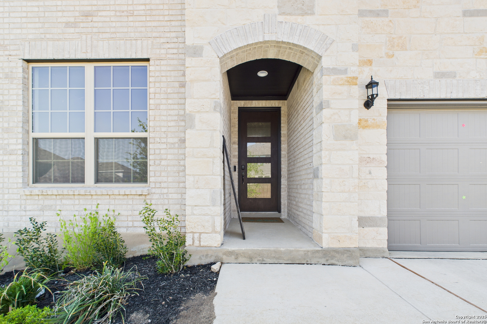 1719 Dalhart San Antonio TX 78253