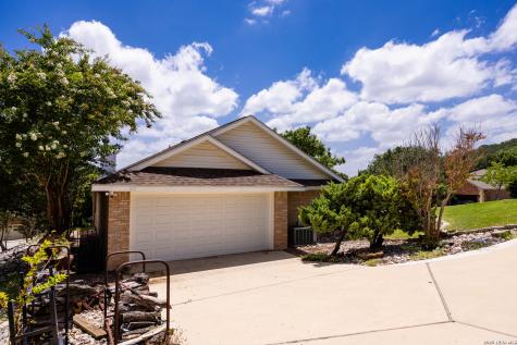 1220 Victory Kerrville TX 78028