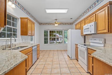 1220 Victory Kerrville TX 78028