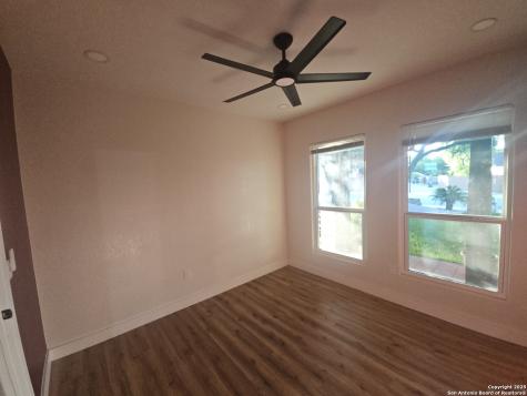 12611 Sandtrap San Antonio TX 78217