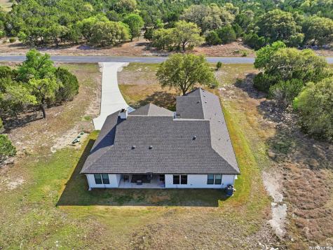 541 Rio Azul Pipe Creek TX 78063