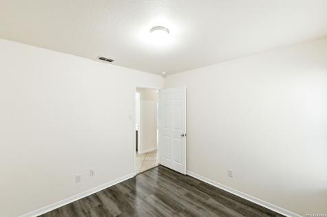 3439 Barrel Pass San Antonio TX 78245