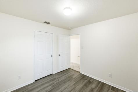 3439 Barrel Pass San Antonio TX 78245
