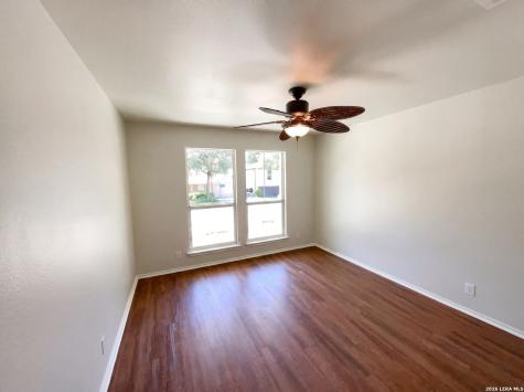 668 Lynx Mountain San Antonio TX 78251