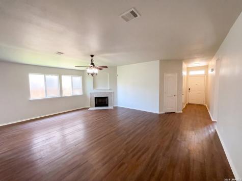 668 Lynx Mountain San Antonio TX 78251