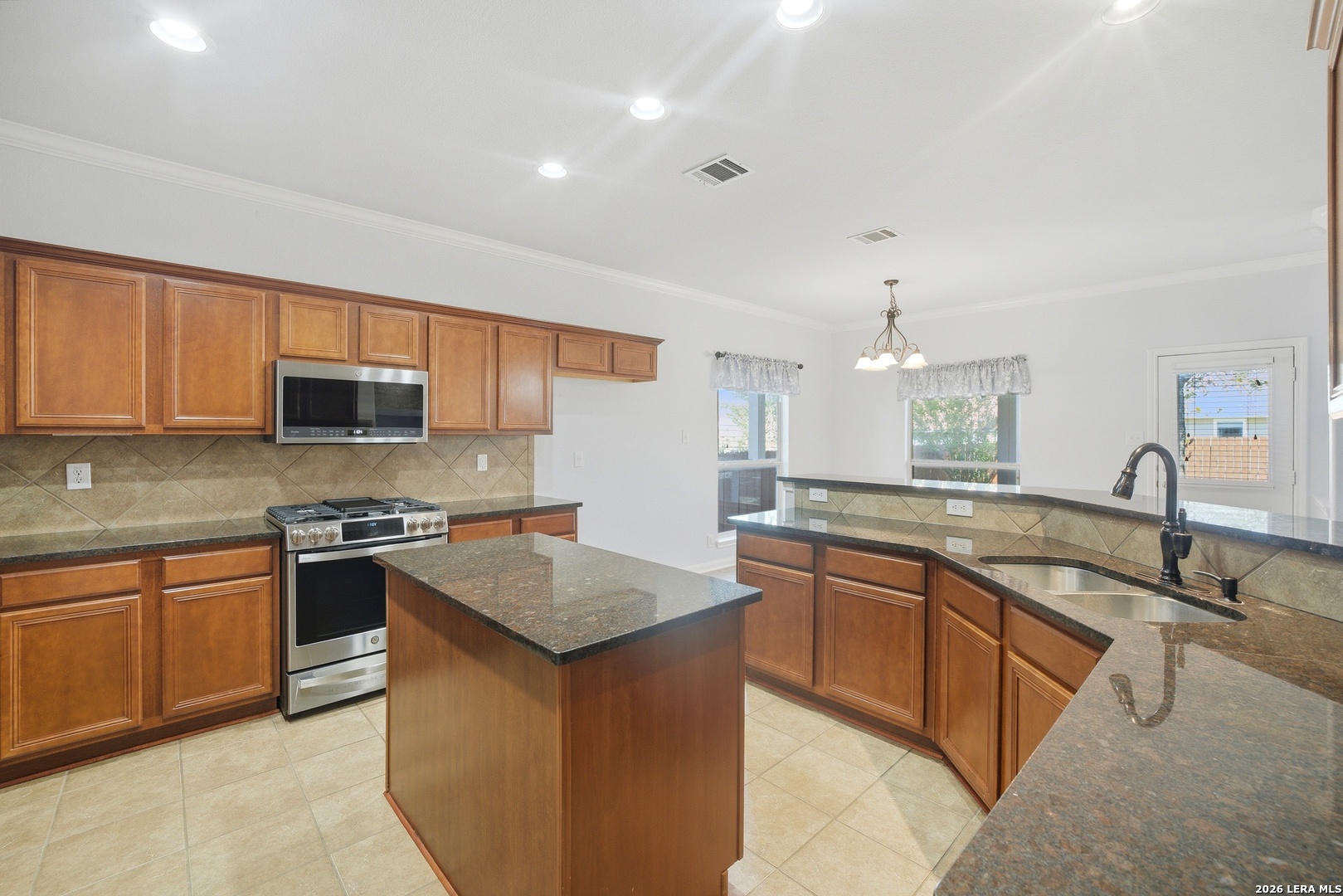 10807 Cactus Crossing Drive San Antonio TX 78245