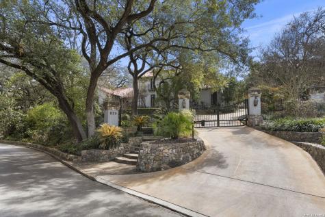 829 Contour Drive San Antonio TX 78212