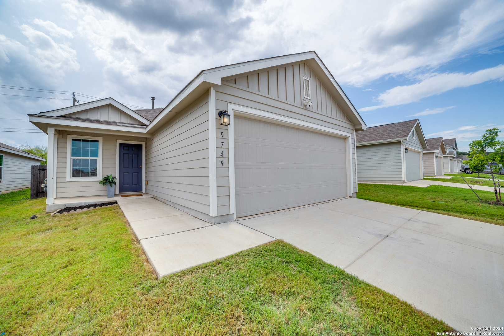 9749 Littleton Grist San Antonio TX 78254