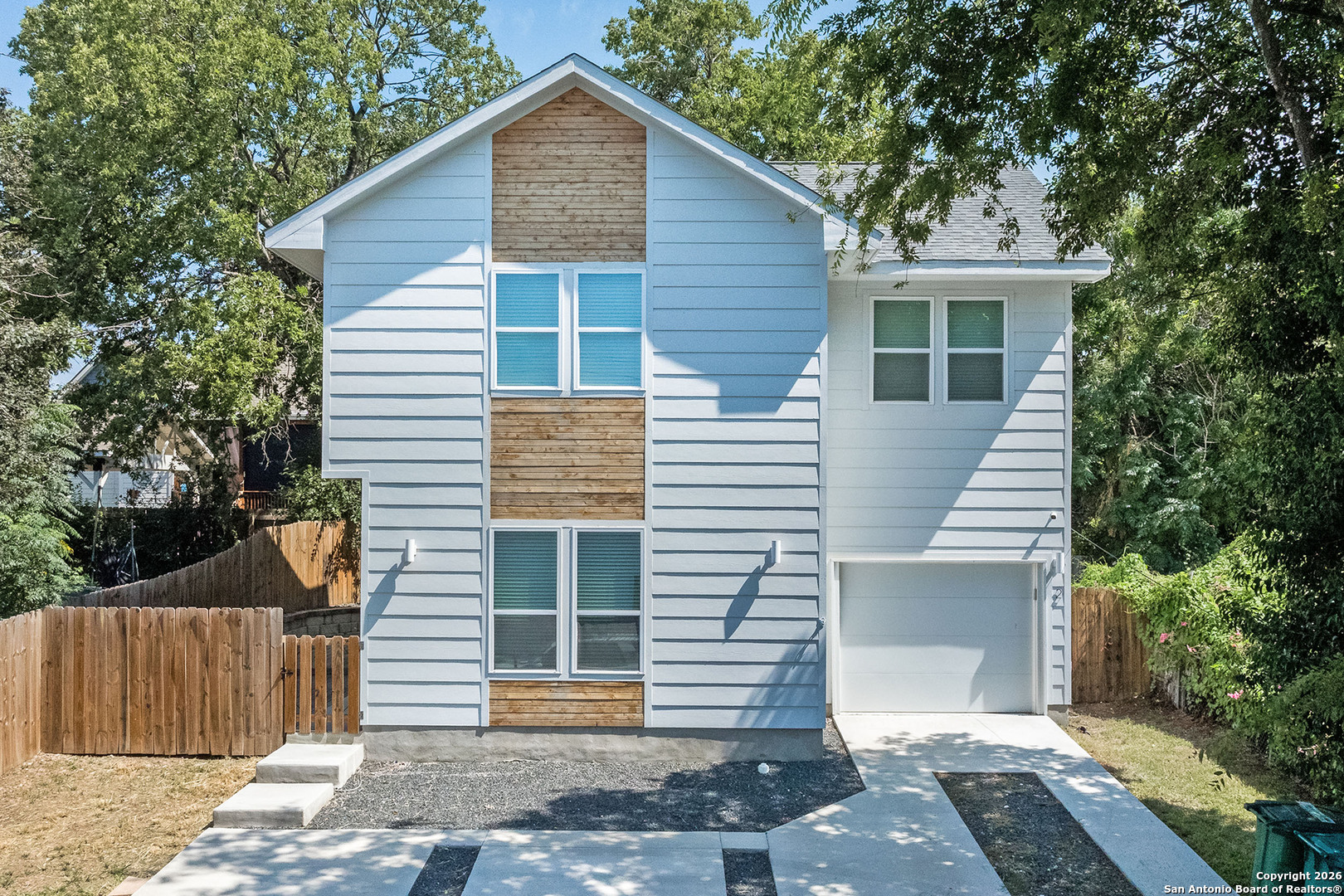 2507 E Commerce 2 San Antonio TX 78203