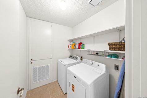 7058 Autumn Park San Antonio TX 78249