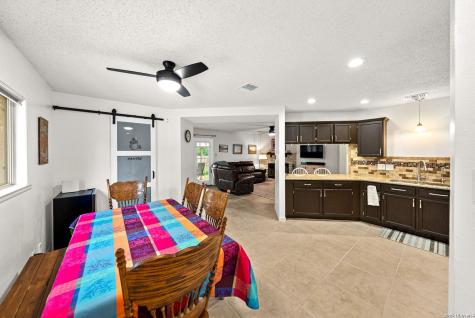 7058 Autumn Park San Antonio TX 78249