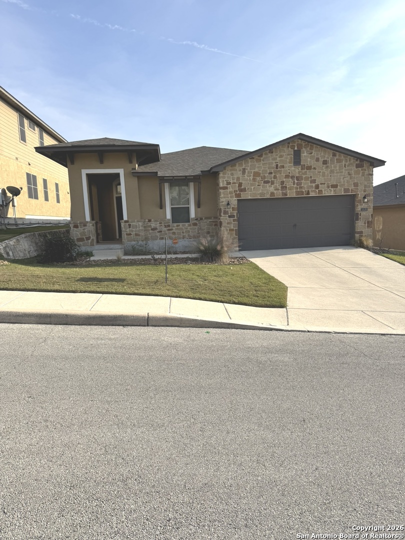 1530 Eagle Glen San Antonio TX 78260