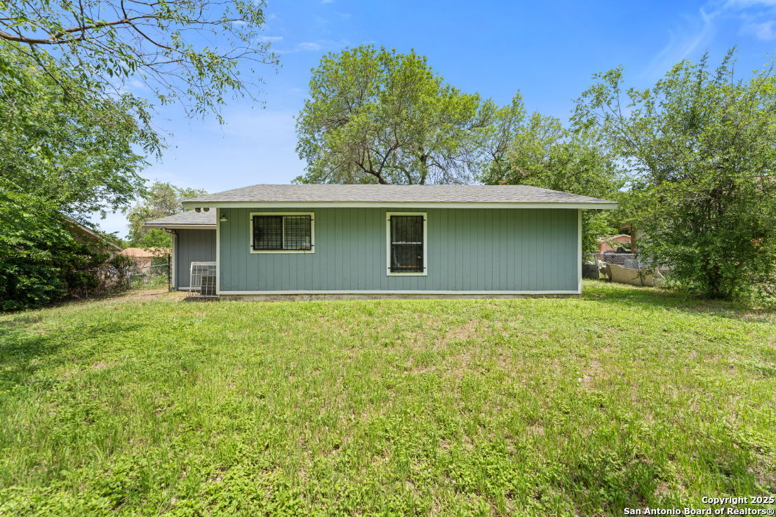 5326 Prairie Flower San Antonio TX 78242