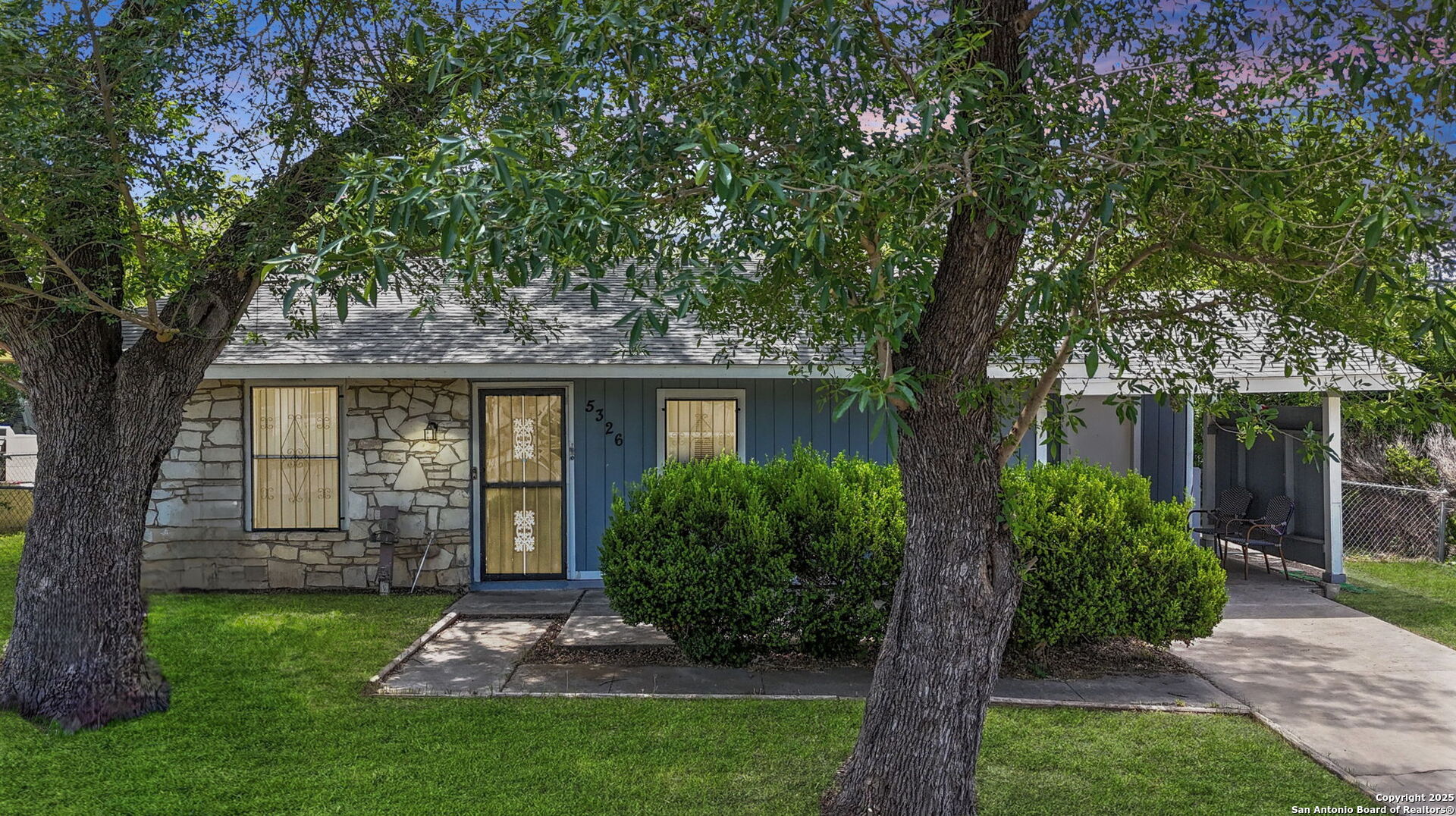 5326 Prairie Flower San Antonio TX 78242