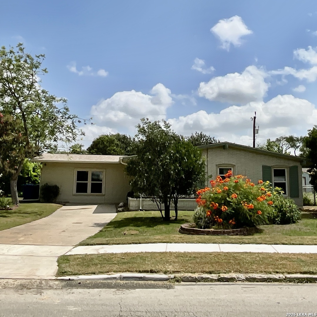 107 Shropshire Drive San Antonio TX 78217