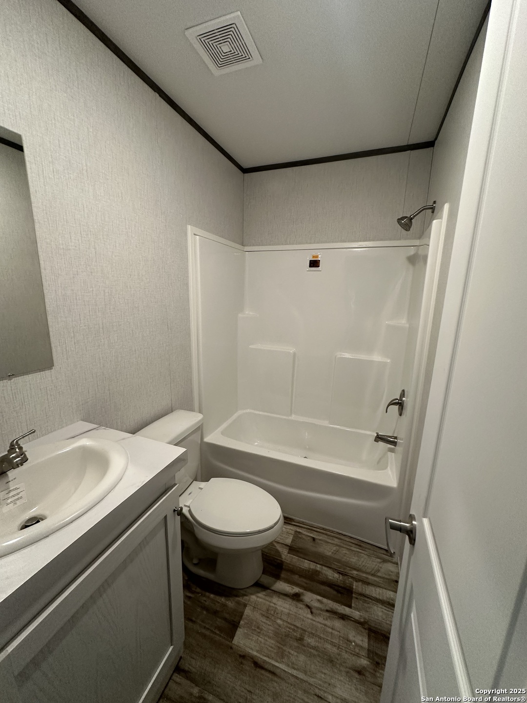 19 Green Meadows Knippa TX 78870