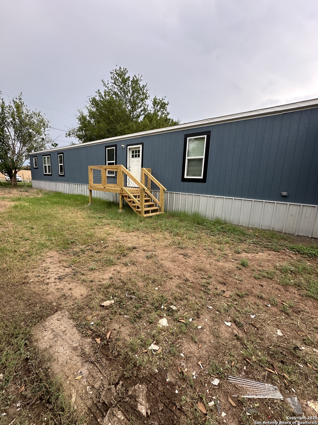 19 Green Meadows Knippa TX 78870