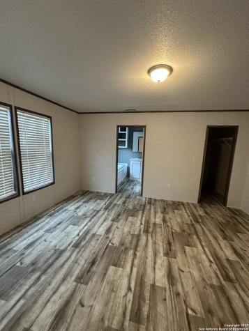 19 Green Meadows Knippa TX 78870