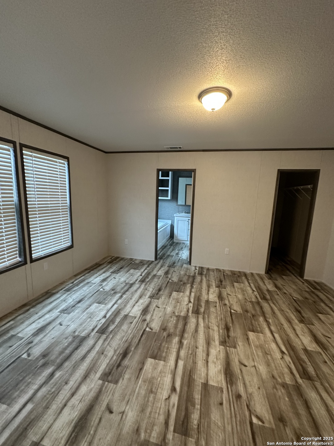 19 Green Meadows Knippa TX 78870