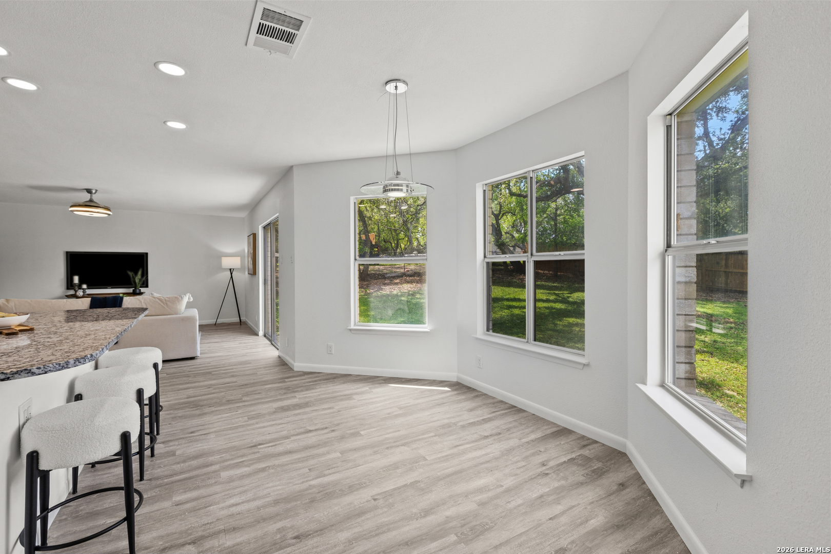 1923 Town Oak Drive San Antonio TX 78232