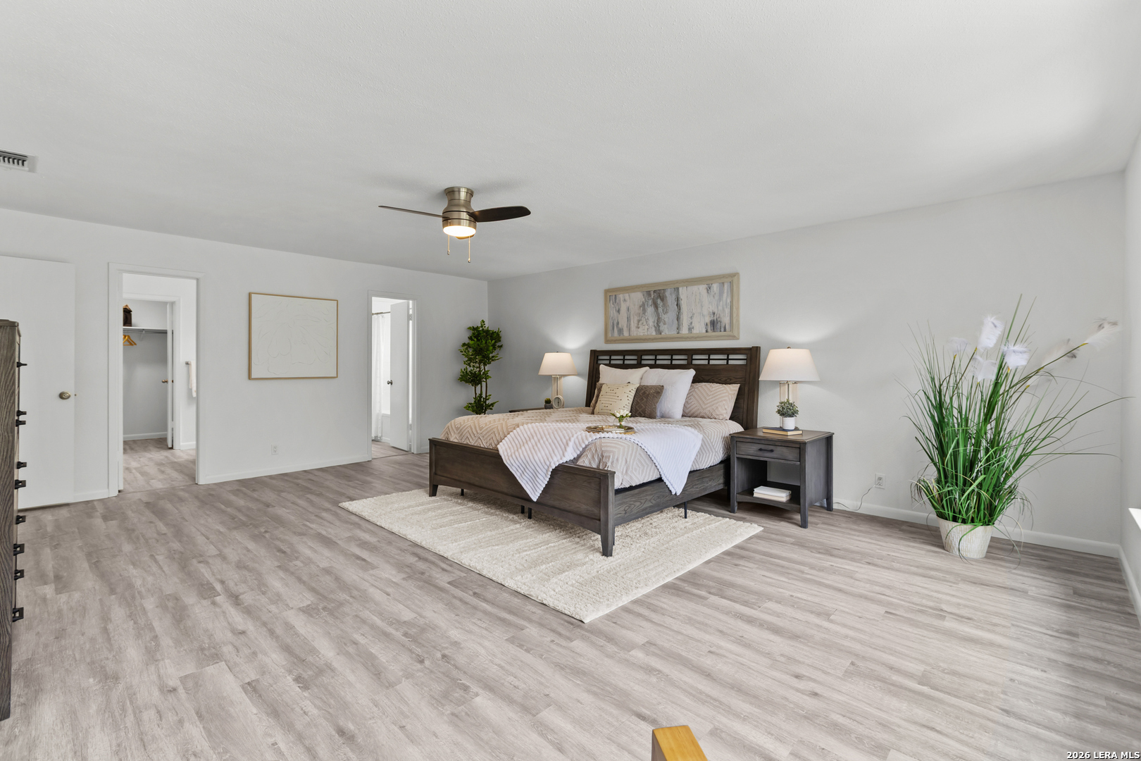 1923 Town Oak Drive San Antonio TX 78232