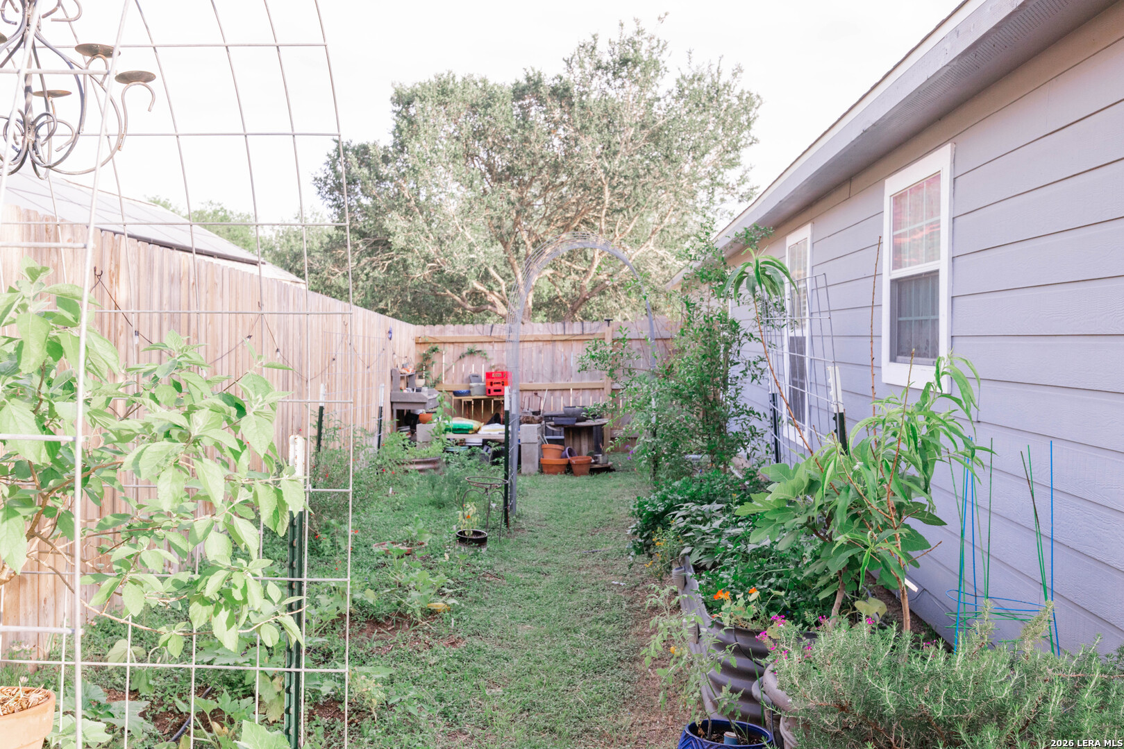 1512 Sandra Circle Pleasanton TX 78064