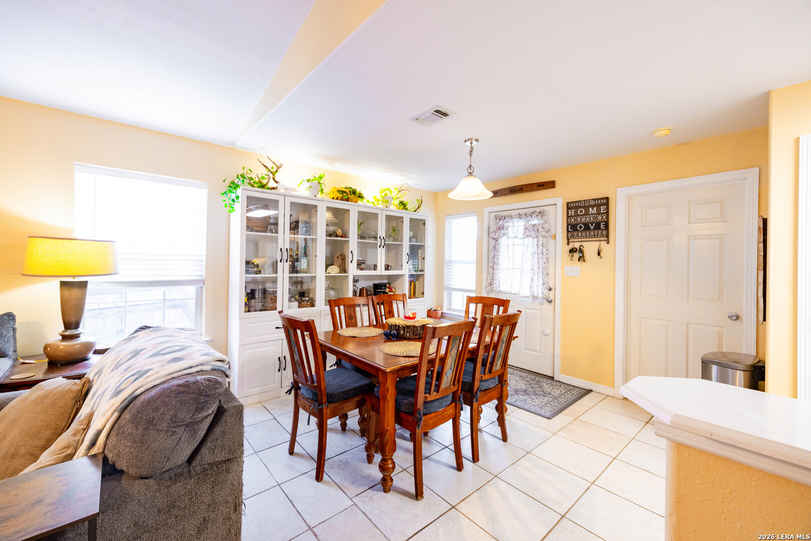 1512 Sandra Circle Pleasanton TX 78064