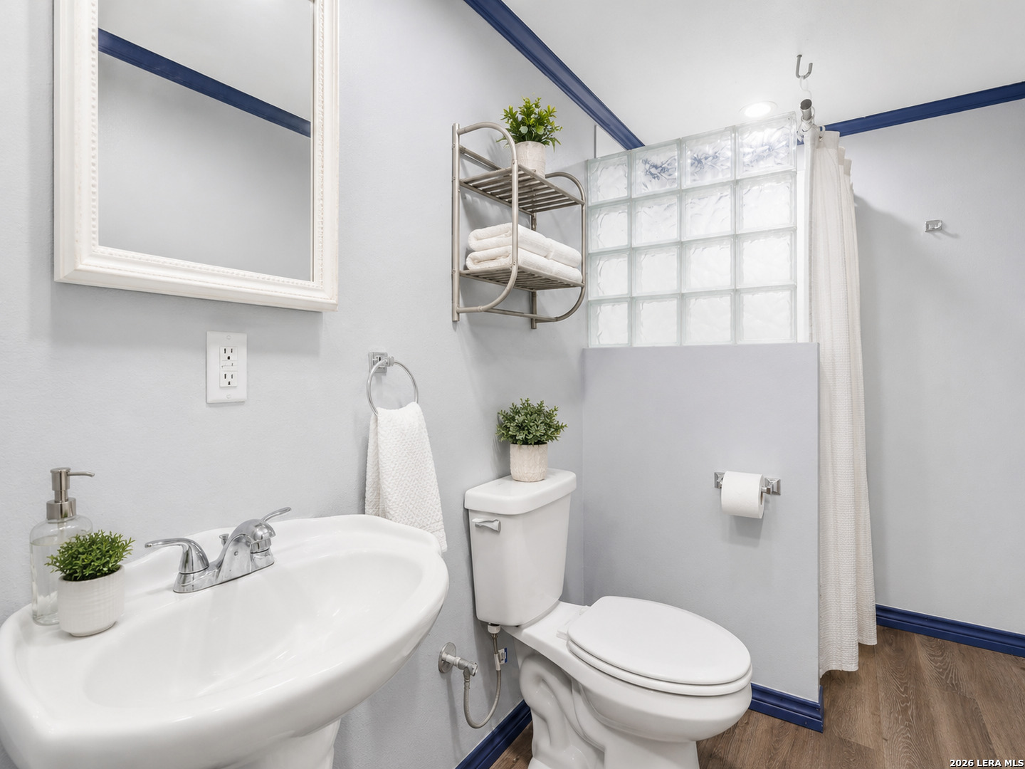 206 Pollydale Avenue San Antonio TX 78223