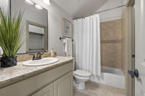 8518 Wild Trace Garden Ridge TX 78266