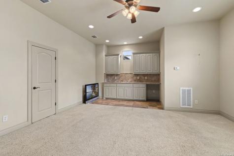 8518 Wild Trace Garden Ridge TX 78266