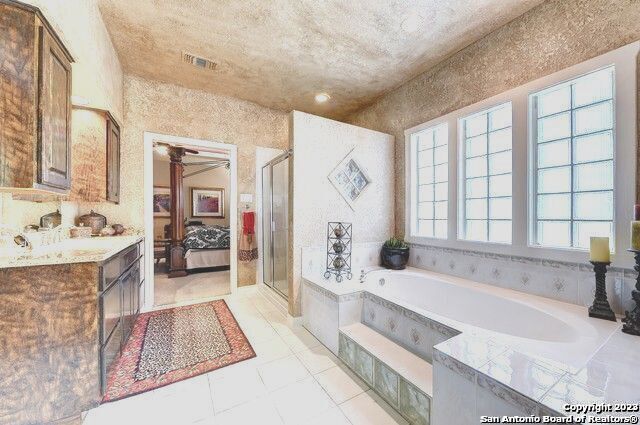 106 Spacious Sky San Antonio TX 78260