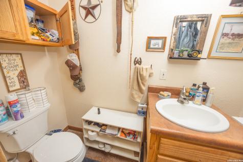 15980 County Road 582 Lacoste TX 78039