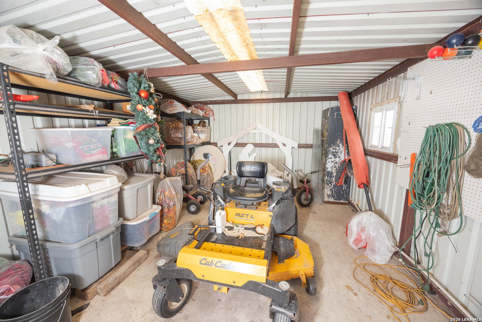 15980 County Road 582 Lacoste TX 78039