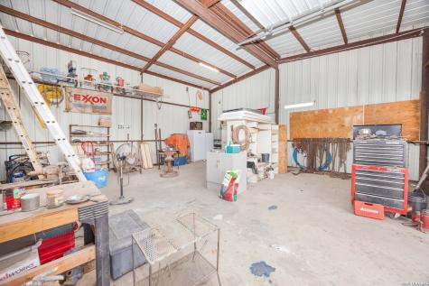 15980 County Road 582 Lacoste TX 78039
