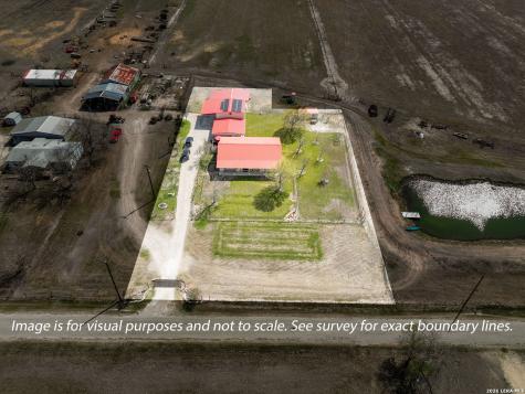 15980 County Road 582 Lacoste TX 78039