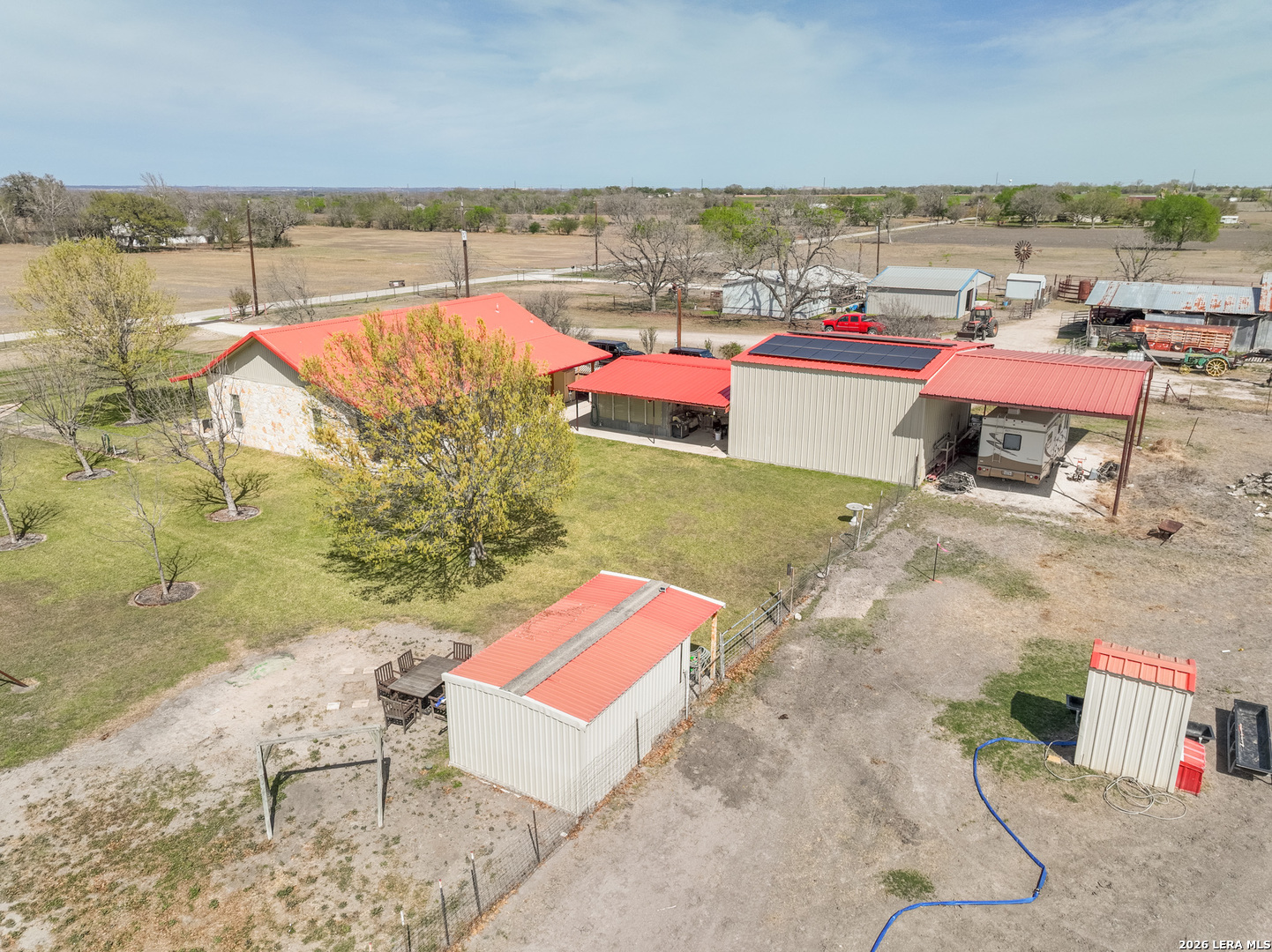 15980 County Road 582 Lacoste TX 78039