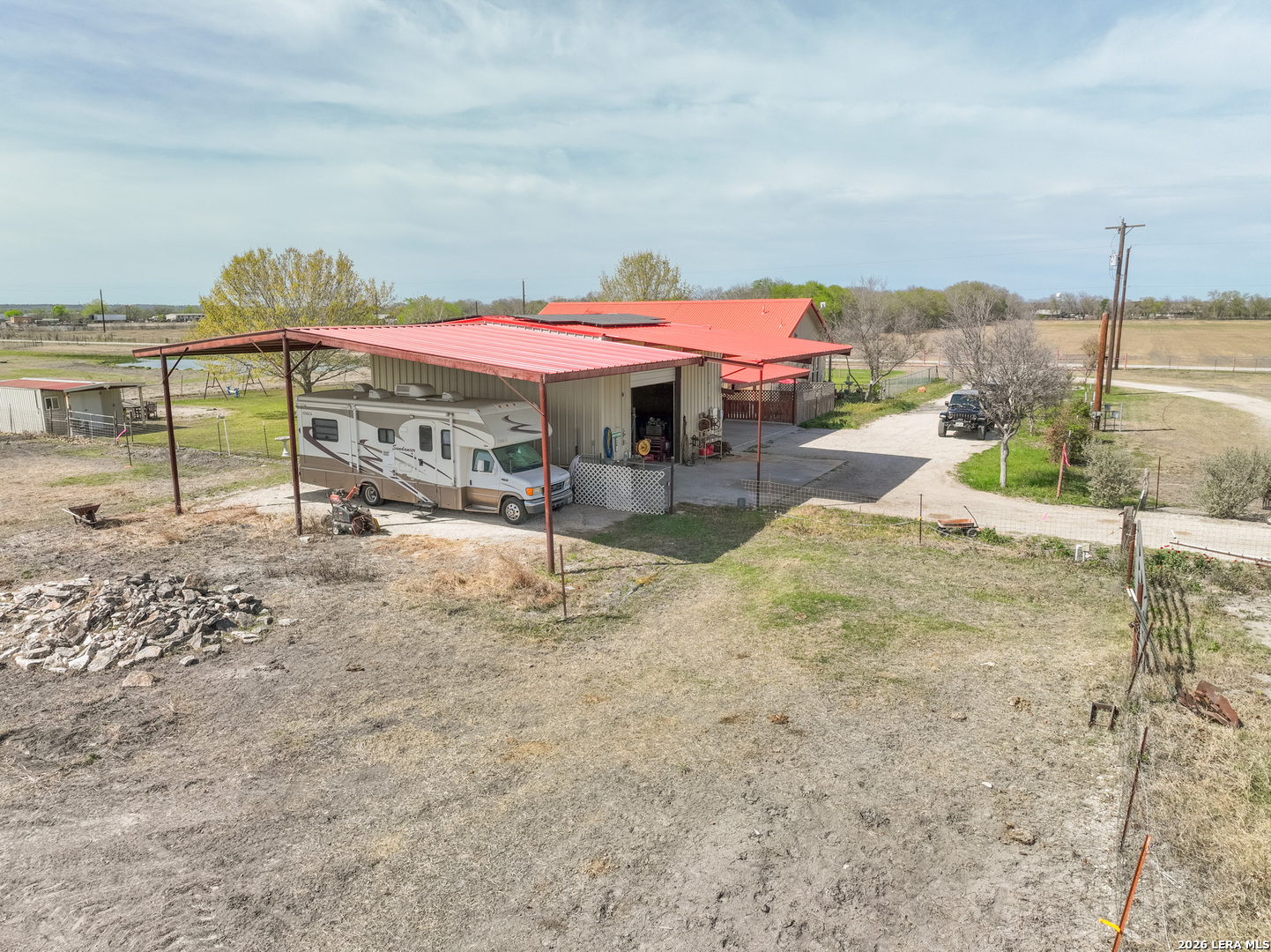 15980 County Road 582 Lacoste TX 78039