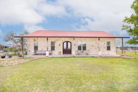 15980 County Road 582 Lacoste TX 78039