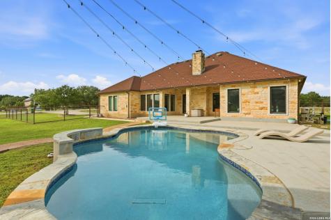110 Regent Pass New Braunfels TX 78132