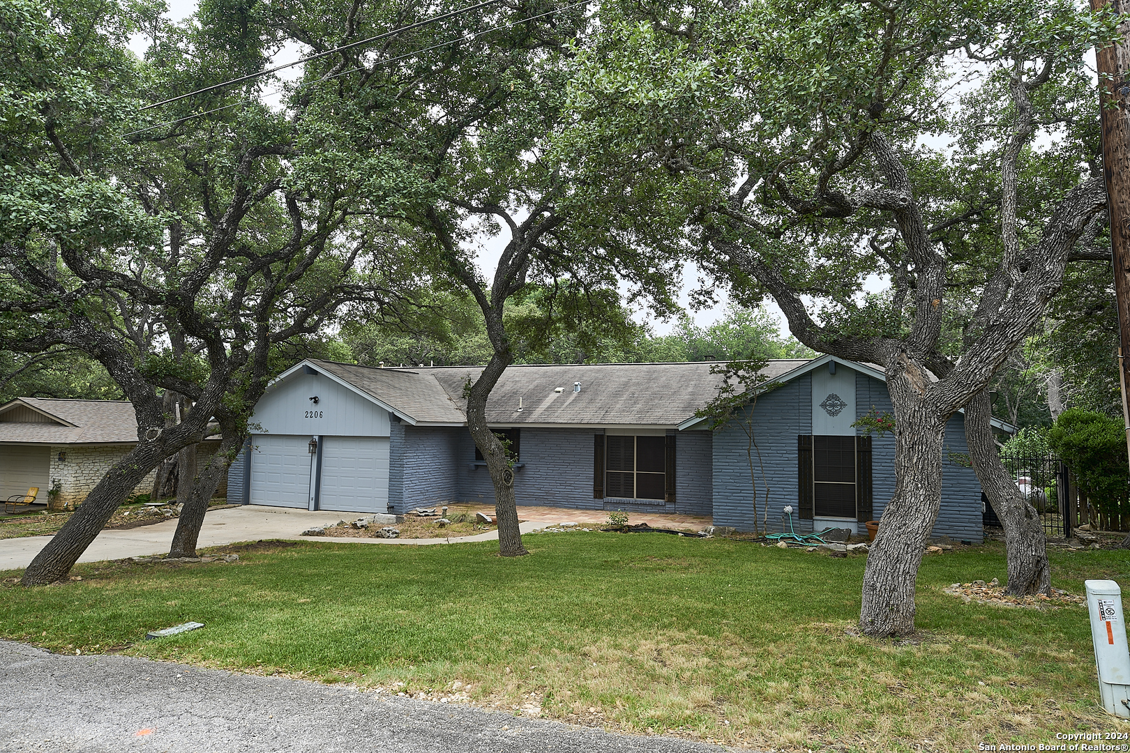 2206 Copper Hill Drive San Antonio TX 78232