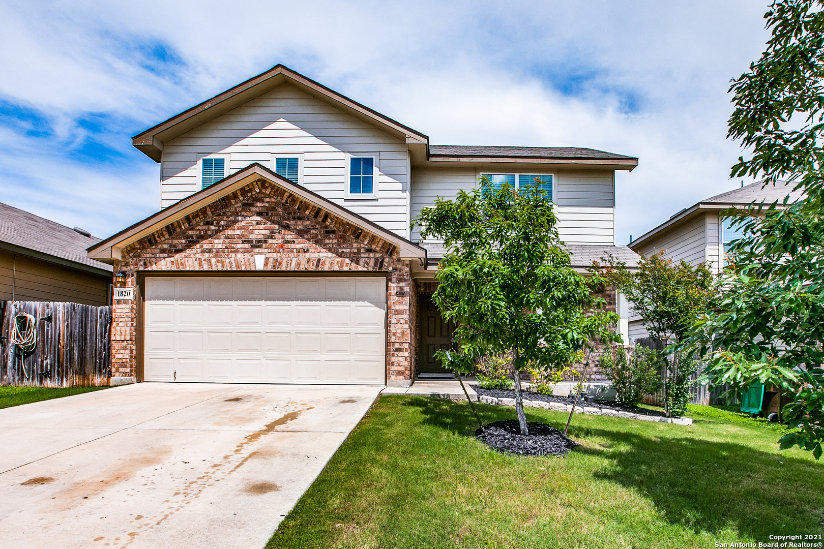 1820 Emerald Edge San Antonio TX 78245