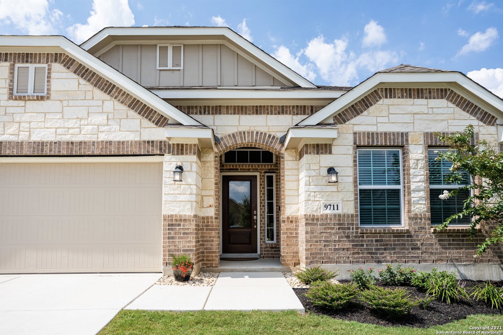 9711 Monken Boerne TX 78006